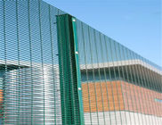 Coutume structure ISO9001 de barrière en acier de grillage de longueur de 2 mètres belle