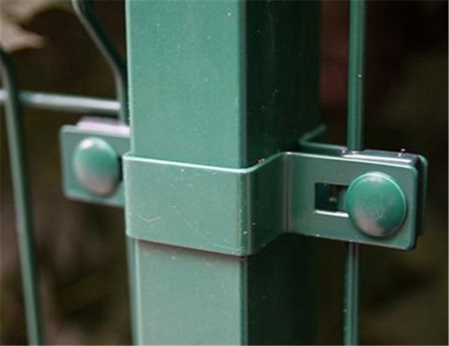 poignée verte de prise de barrière de grillage enduite par PVC de couleur de trou de 50mm simple