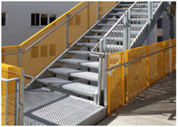 Bande de roulement de Mesh Hot Dipped Galvanized Stair perforée anti par glissement en métal pour le passage couvert